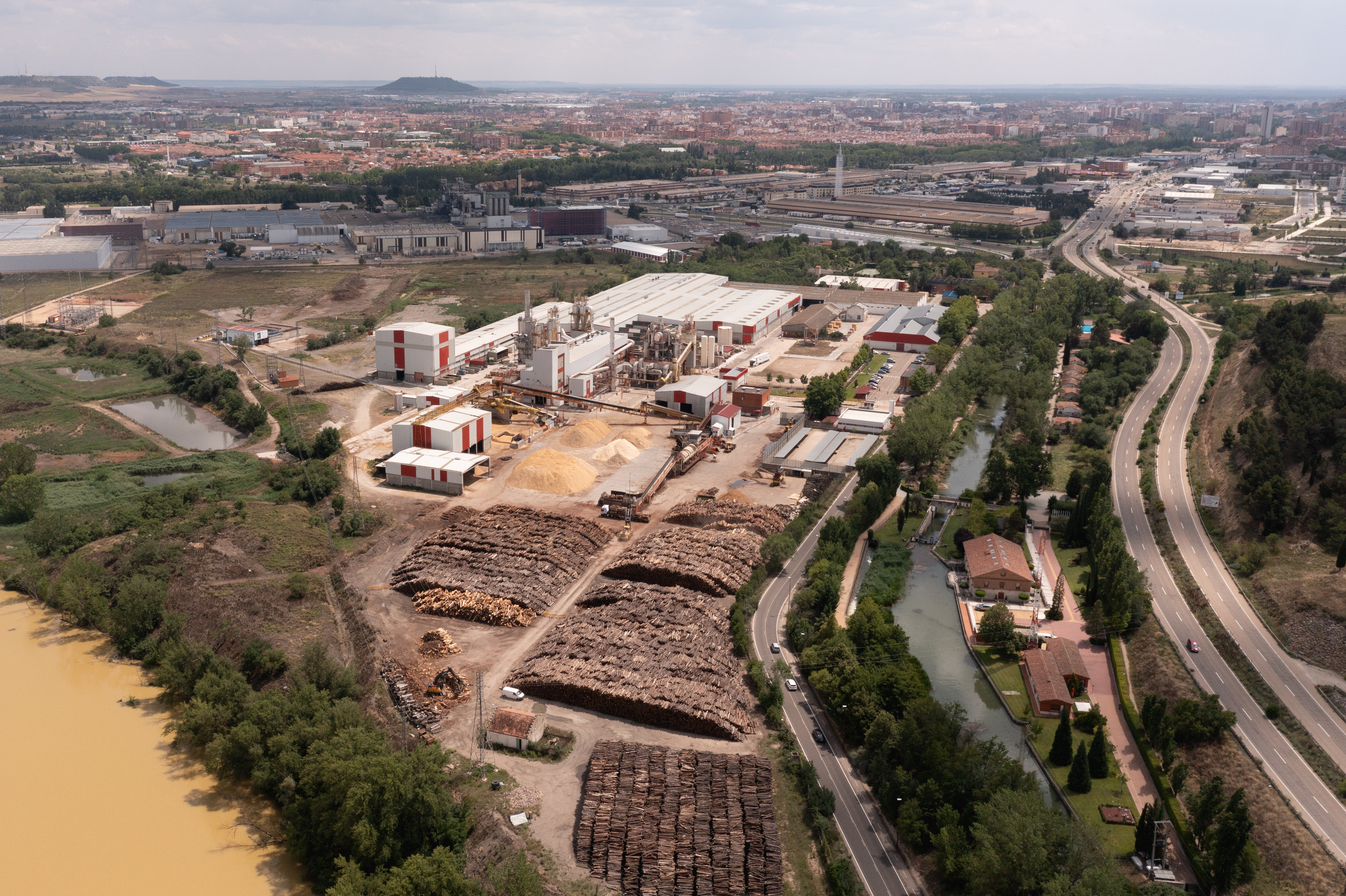Mehr Nachhaltigkeit im Bausektor ist das Hauptziel des Projekts von Sonae Arauco, das aus der Partnerschaft mit dem Instituto para la Competitividad Empresarial (ICE) von Castilla y León hervorging.